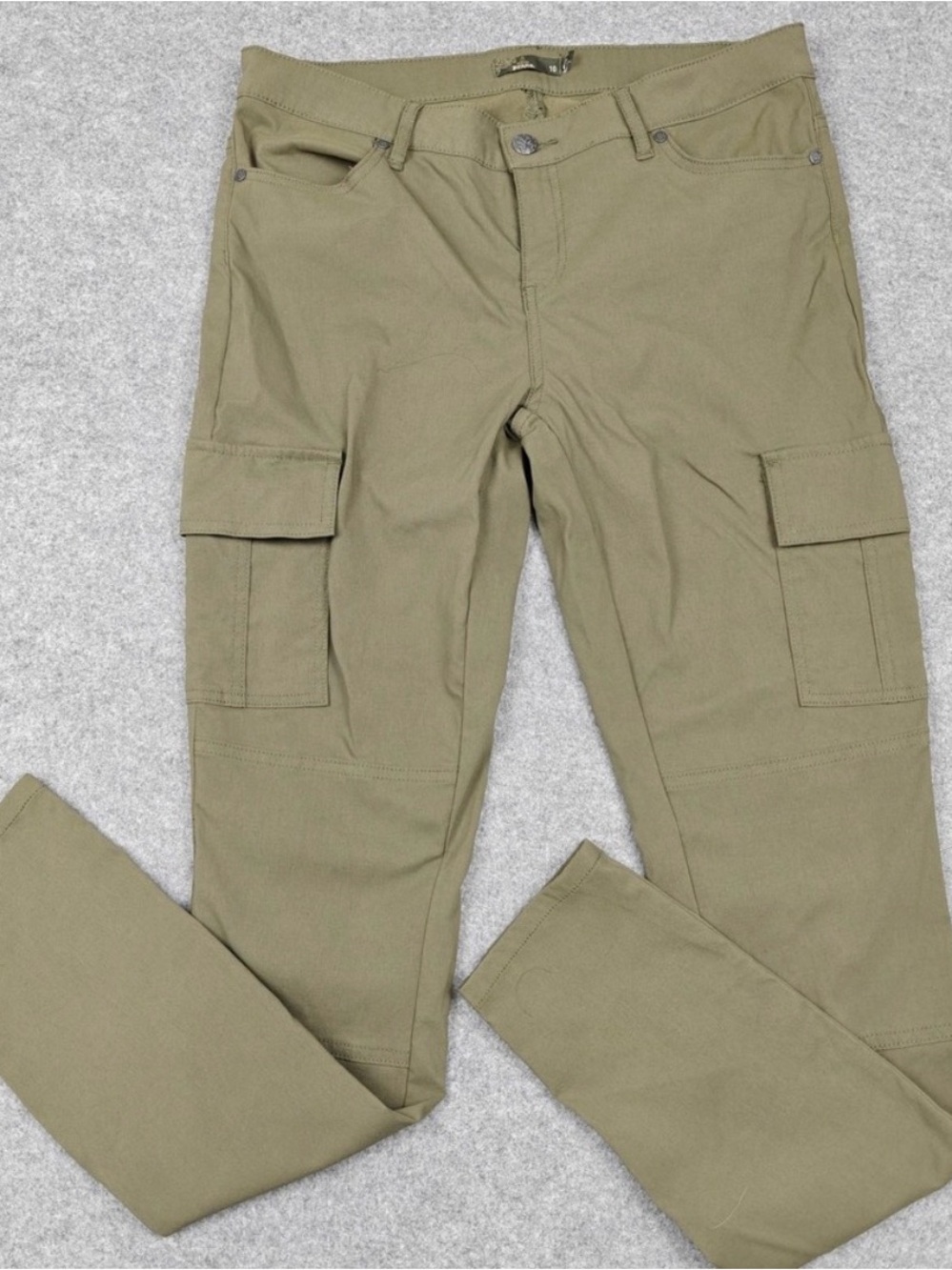 Prana Women's Cargo Pants in Olive